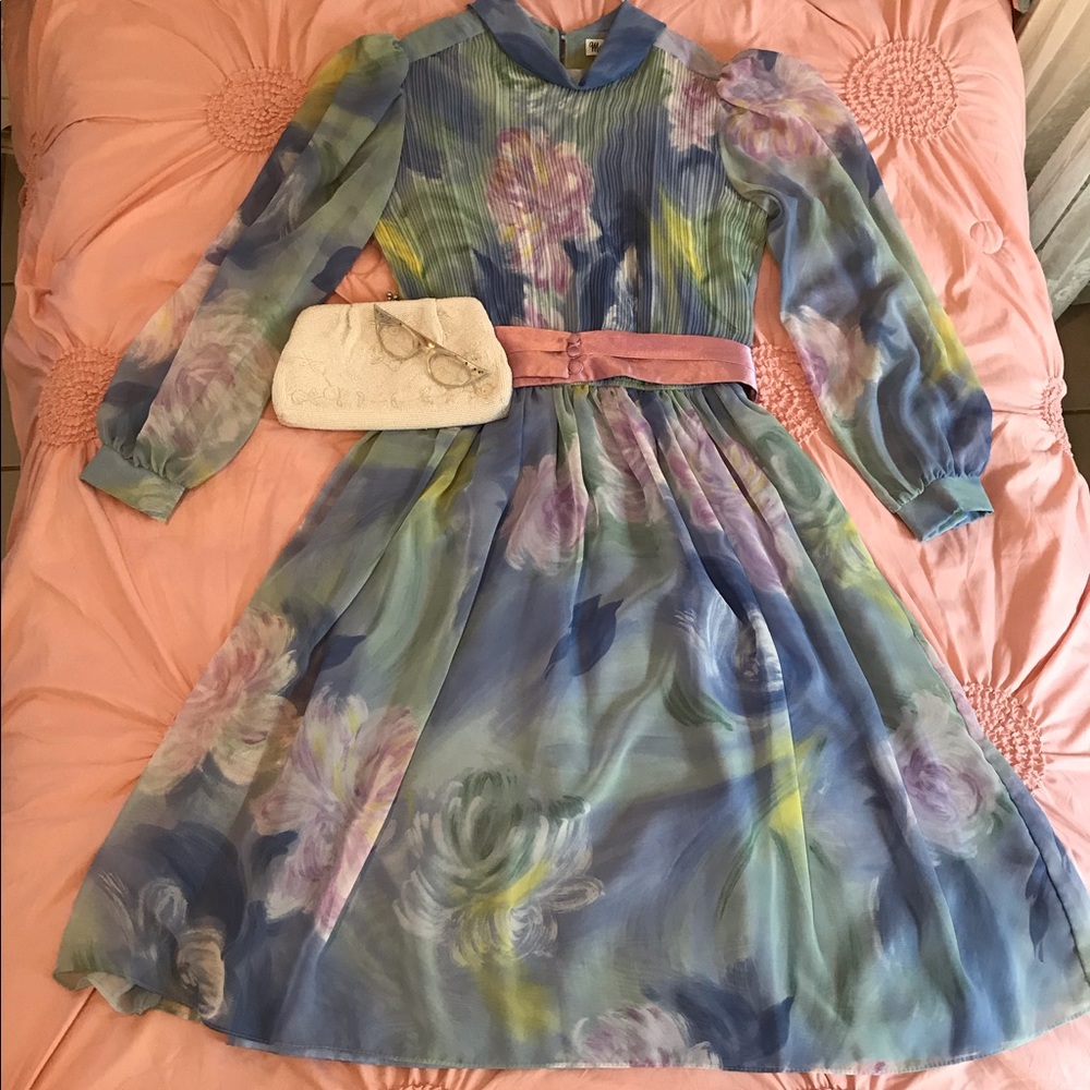 Pastel vintage floral 60s/70s dress